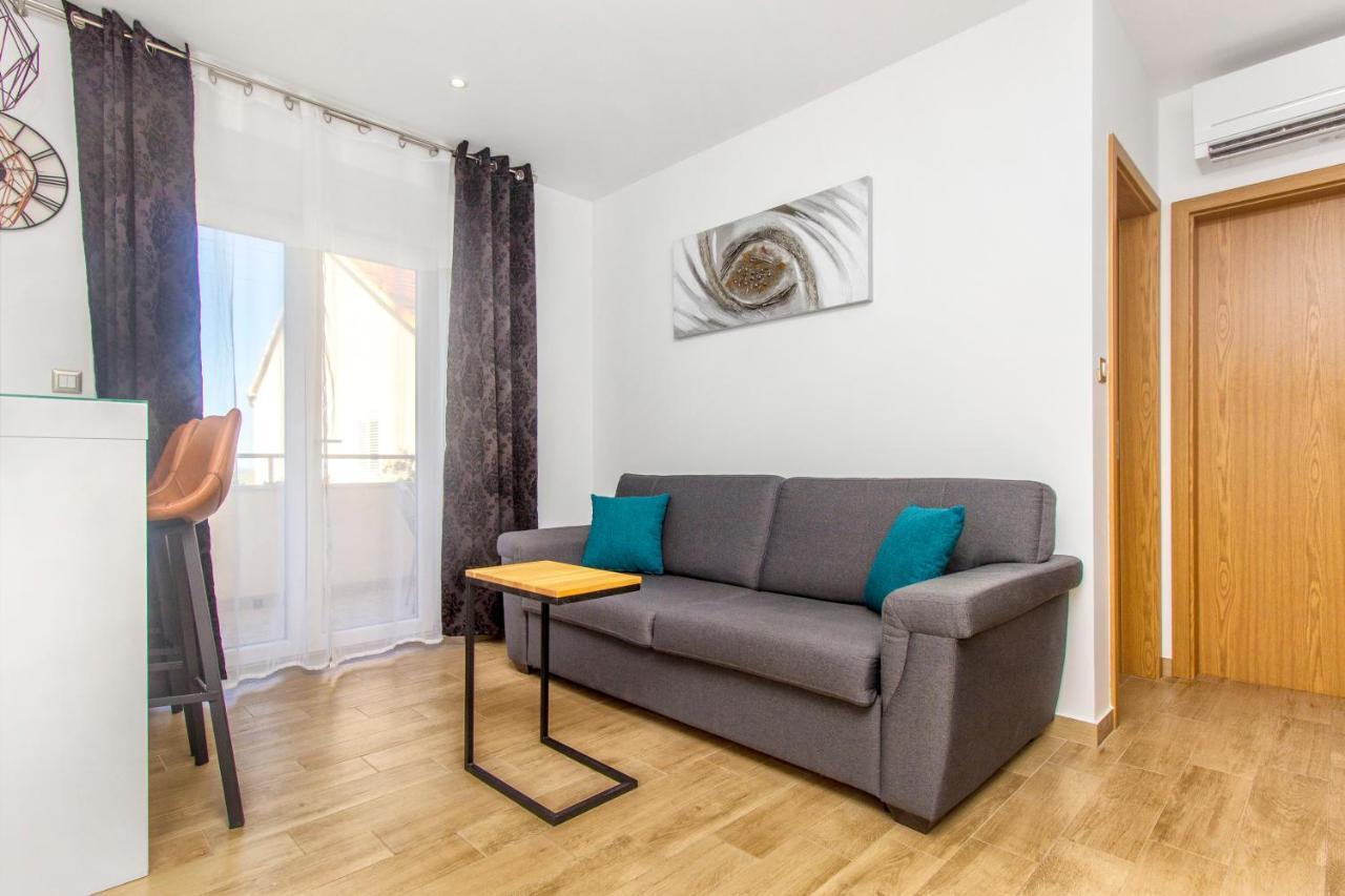 Apartment Tonka Σίμπενικ Εξωτερικό φωτογραφία