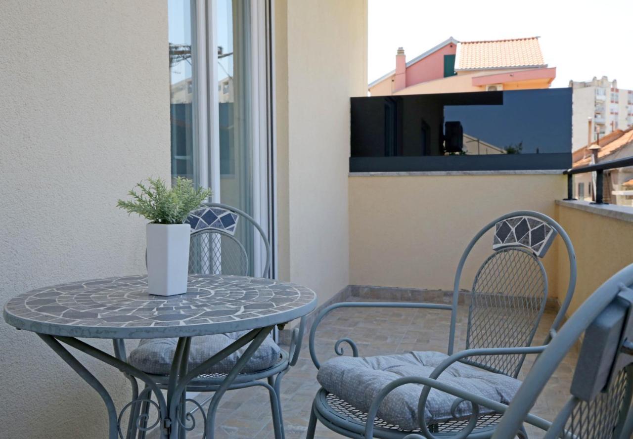 Apartment Tonka Σίμπενικ Εξωτερικό φωτογραφία